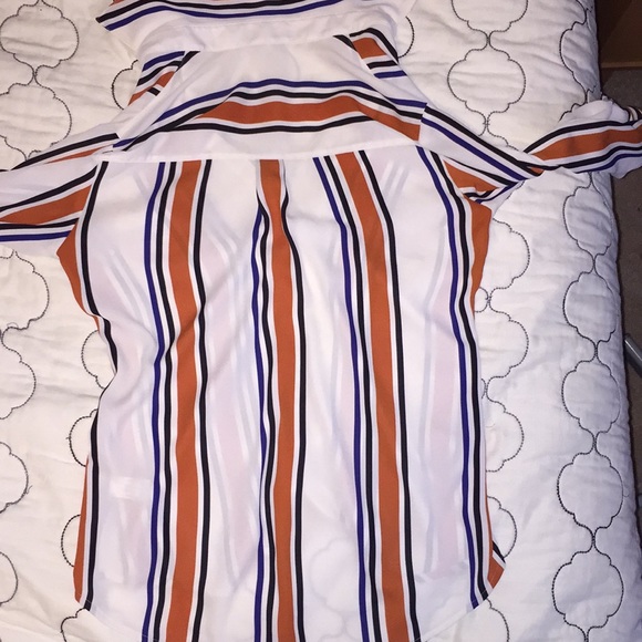 Express button down top - Picture 6 of 6